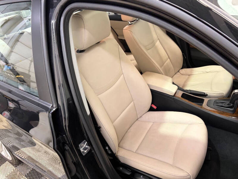 2011 BMW 3 Series 328i xDrive