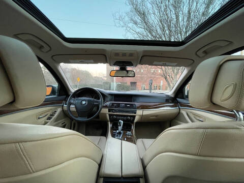 2012 BMW 5 Series 535i