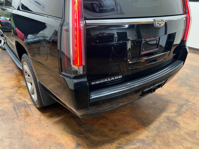 2015 Cadillac Escalade ESV Luxury