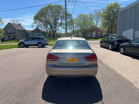 2015 Volkswagen Passat 1.8T S