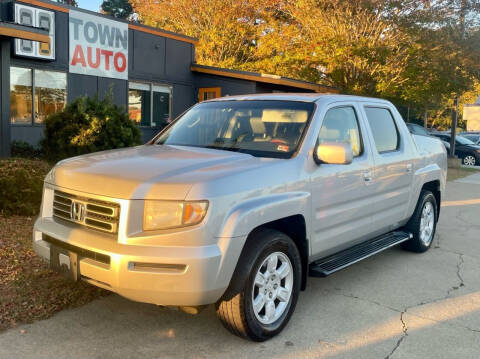 2006 Honda Ridgeline for sale at Town Auto in Chesapeake VA