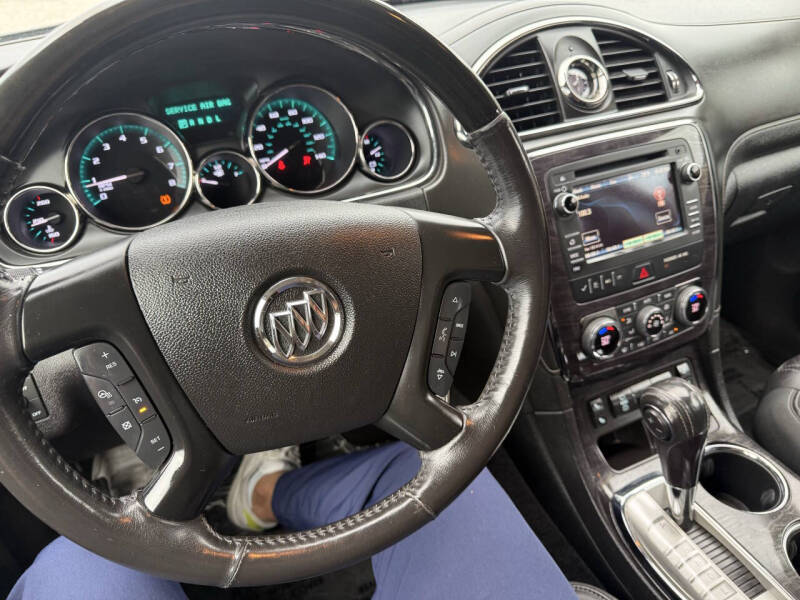 2017 Buick Enclave Leather