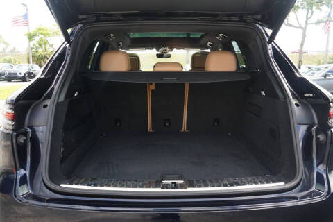 2022 Porsche Cayenne