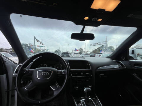 2014 Audi Q5 2.0T quattro Premium Plus