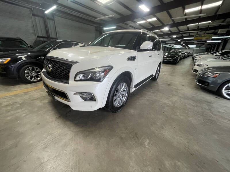 Image 10 of 2016 Infiniti QX80
