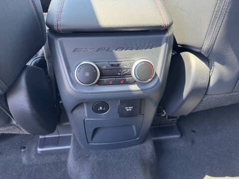 2025 Ford Explorer ST