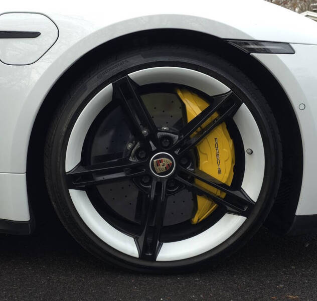 2020 Porsche Taycan Turbo