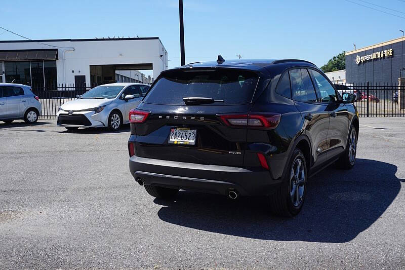 2025 Ford Escape ST-Line Select