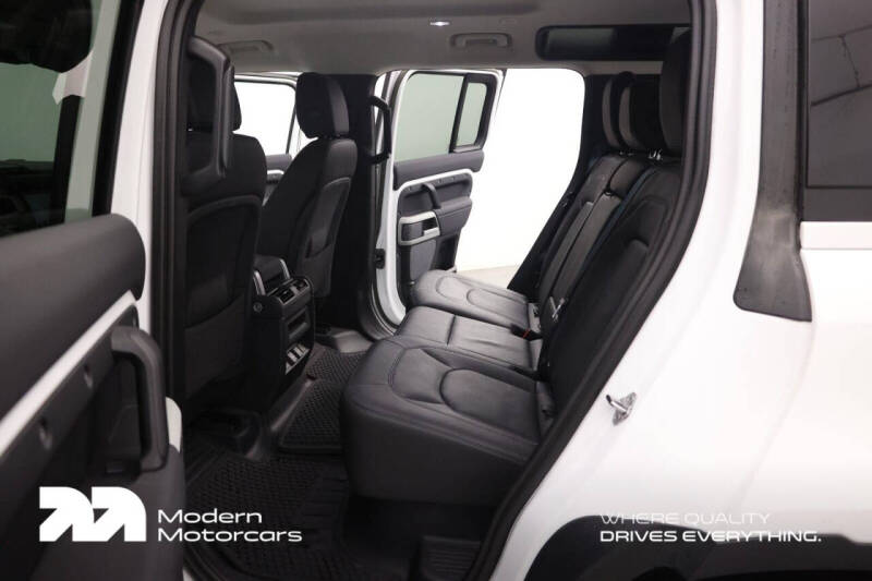 2023 Land Rover Defender