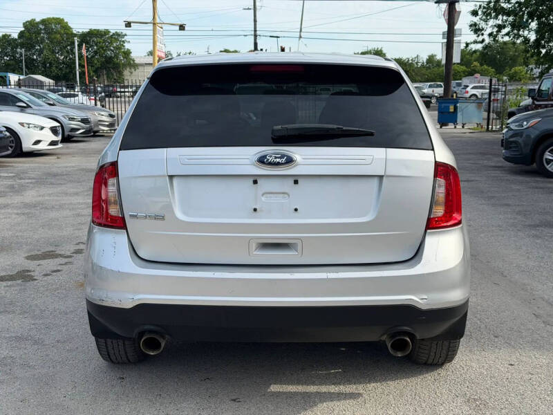 2012 Ford Edge SE