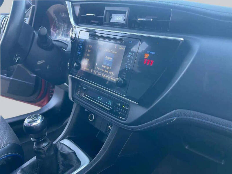 2018 Toyota Corolla SE