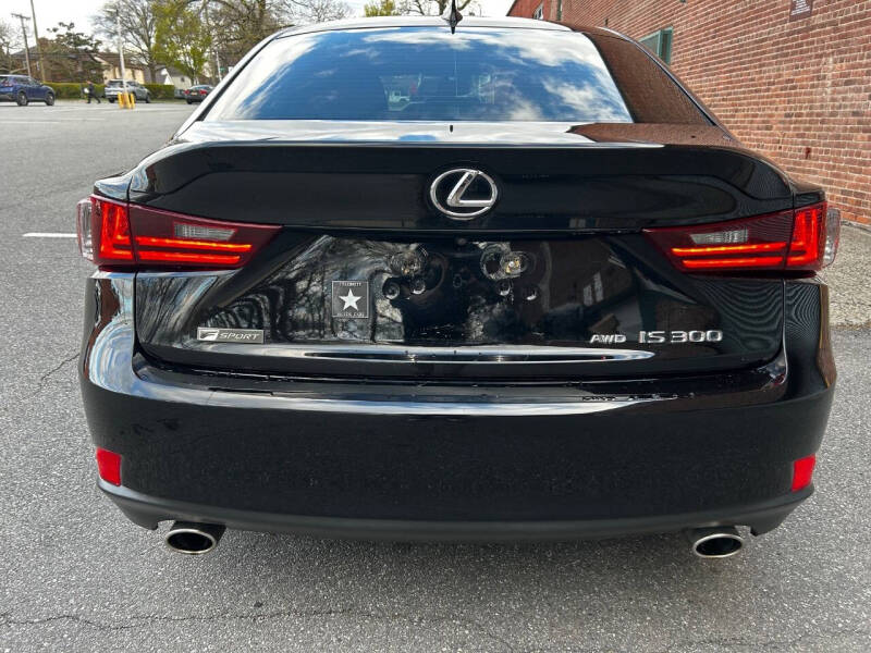 2016 Lexus IS 300