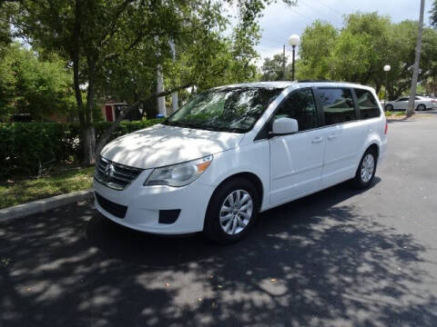 2013 Volkswagen Routan for sale at DONNY MILLS AUTO SALES in Largo FL