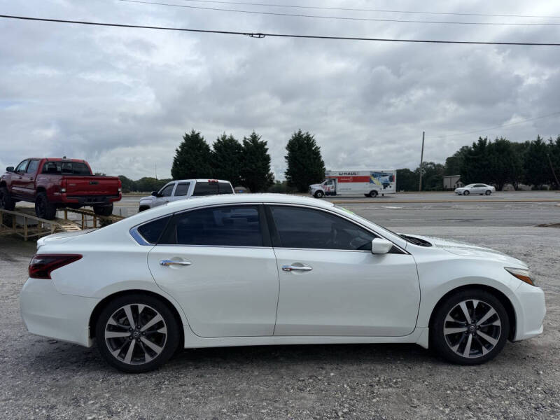 2017 Nissan Altima 2.5 SR