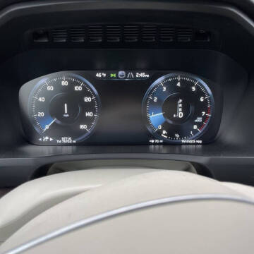 2019 Volvo XC90 T6 Momentum