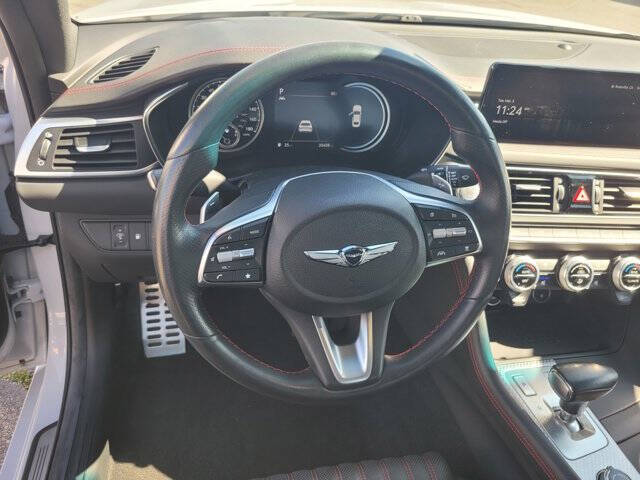 2023 Genesis G70