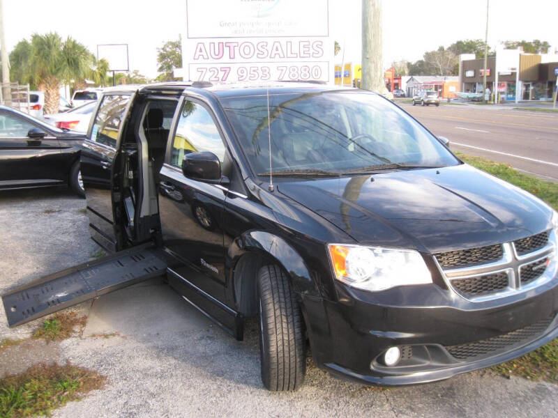 2019 Dodge Grand Caravan SXT's photo