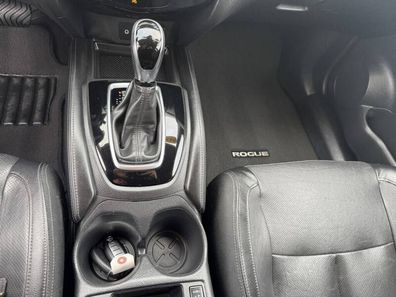 2018 Nissan Rogue SL