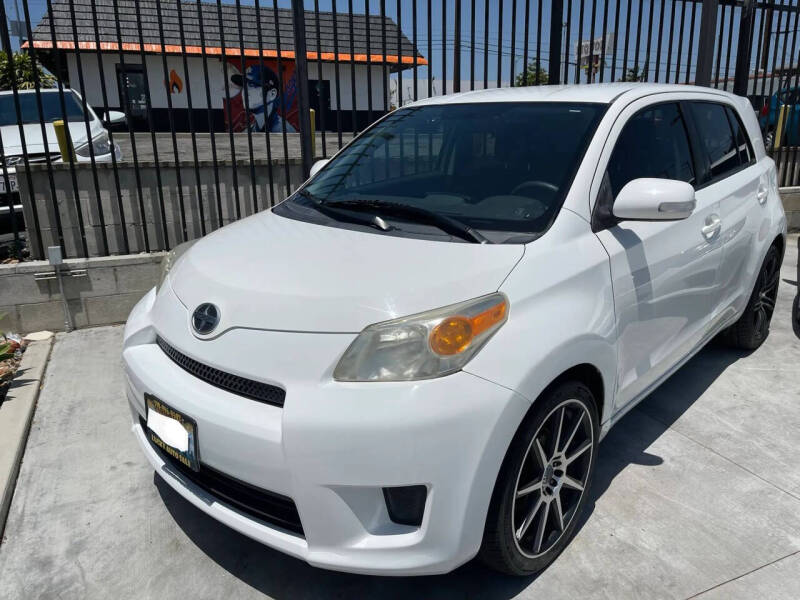 2010 Scion xD