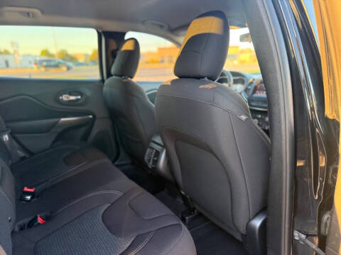 2019 Jeep Cherokee Latitude