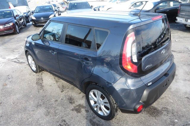 2015 Kia Soul +