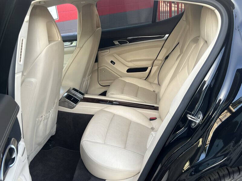 2014 Porsche Panamera