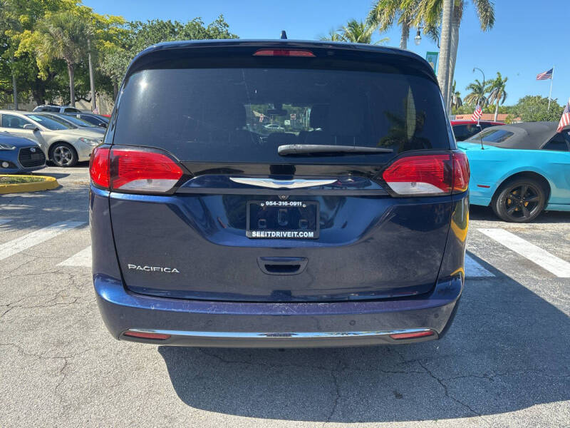 2018 Chrysler Pacifica Touring L