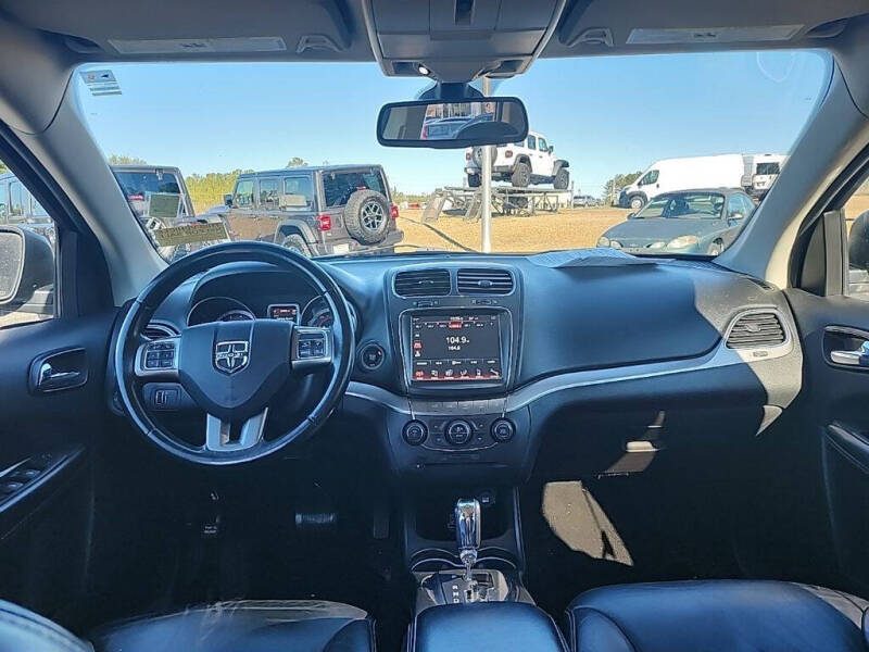 2020 Dodge Journey Crossroad