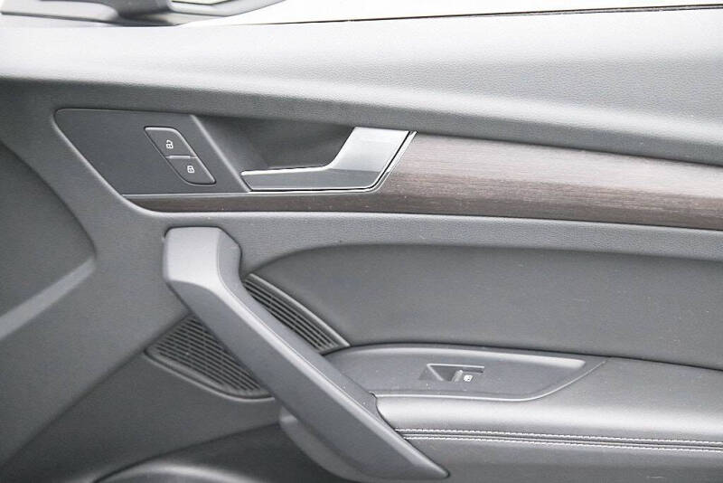 2023 Audi Q5 Sportback quattro S line Prem Plus 45 TFSI