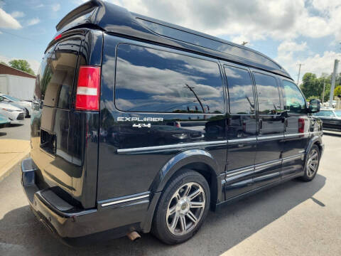 2018 Chevrolet Express 2500