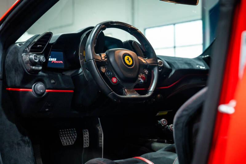 2020 Ferrari 488 Pista