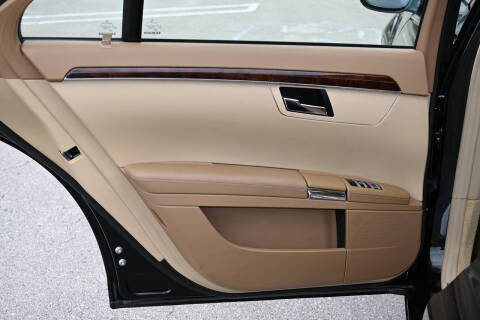 2007 Mercedes-Benz S-Class S 550