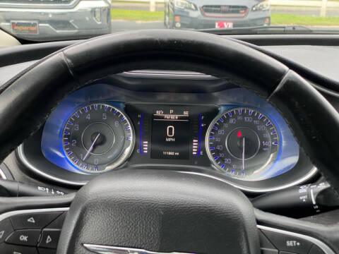 2017 Chrysler 200 Limited