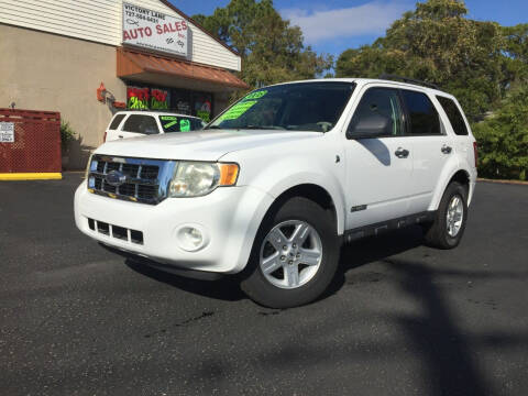 2008 Ford Escape Hybrid for sale at VICTORY LANE AUTO SALES in Port Richey FL