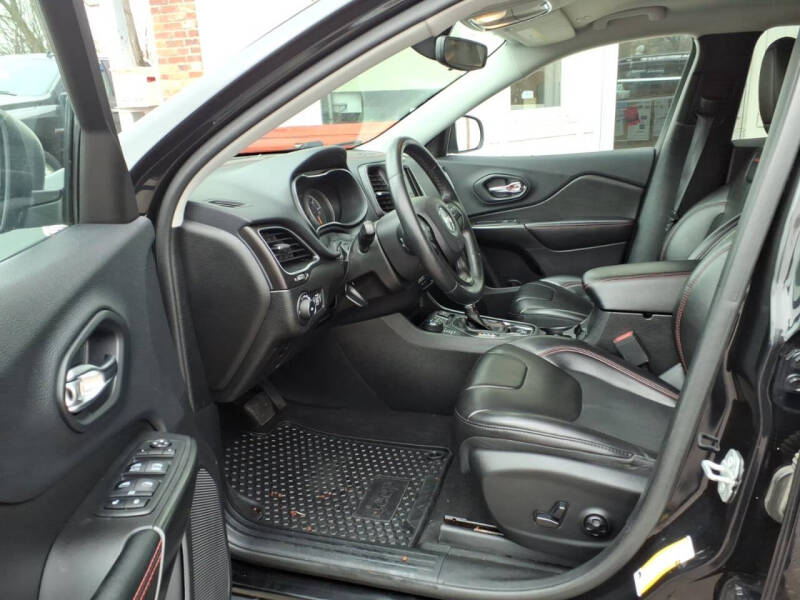 2019 Jeep Cherokee Trailhawk
