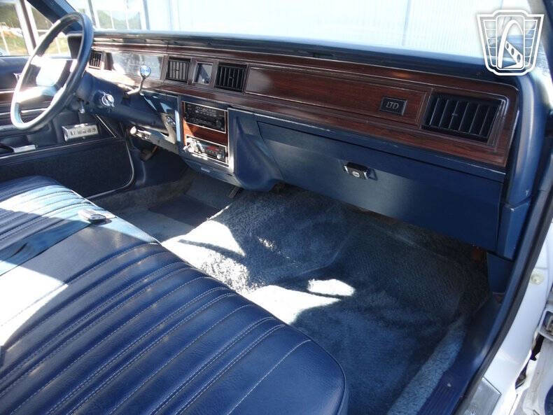 1985 Ford LTD Crown Victoria