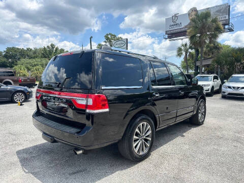 2017 Lincoln Navigator Select