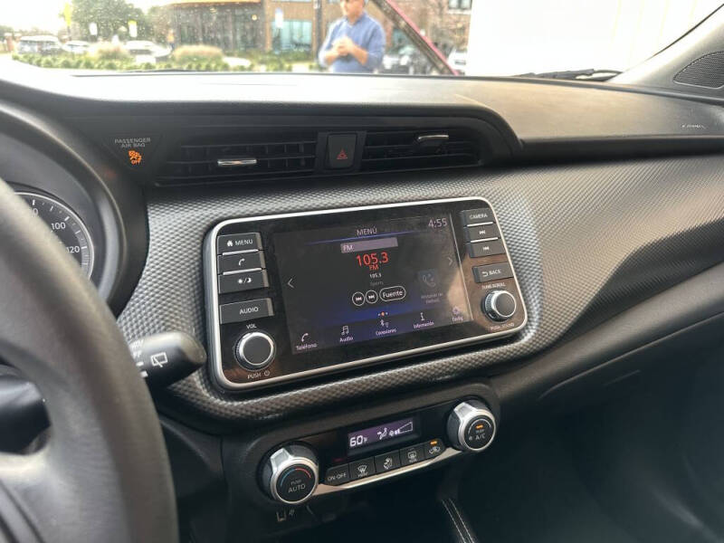 2018 Nissan Kicks SV