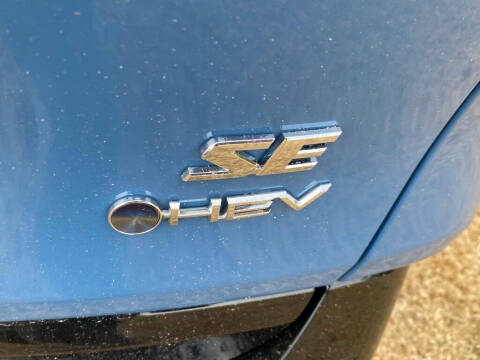 2025 Toyota RAV4 Hybrid SE