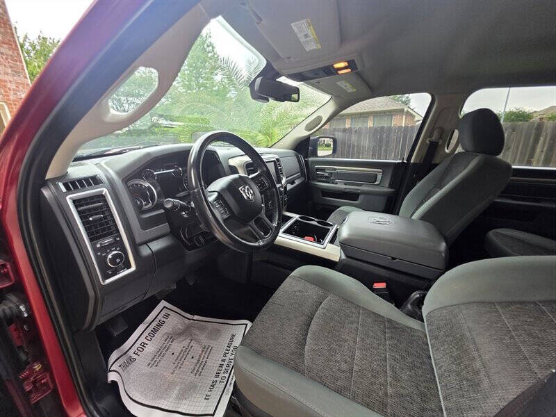 2015 RAM 1500 SLT