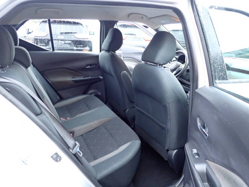 2020 Nissan Kicks SV