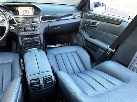 2013 Mercedes-Benz E-Class E 550 4MATIC