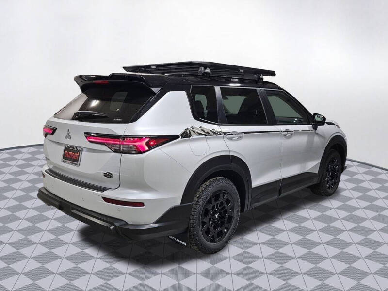 2025 Mitsubishi Outlander Trail Edition