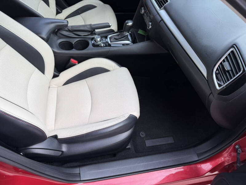 2014 Mazda MAZDA3 s Grand Touring