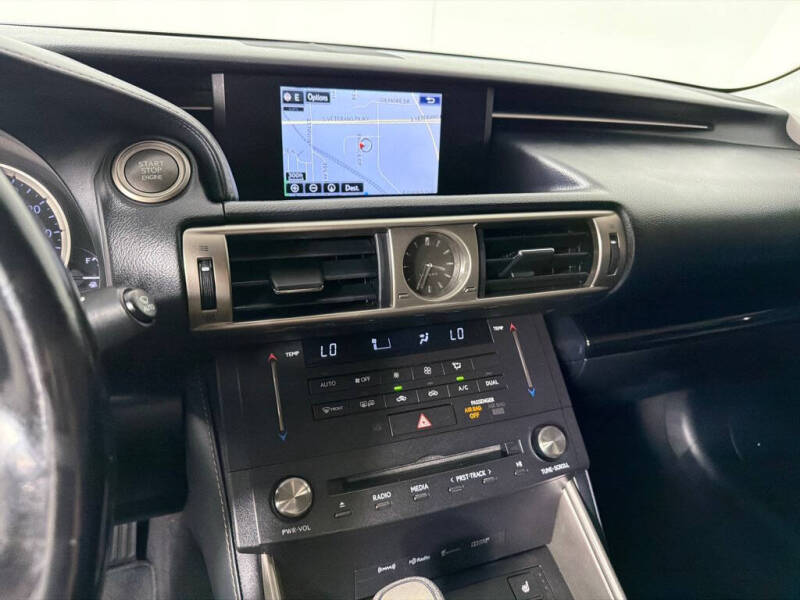 2016 Lexus IS 200t