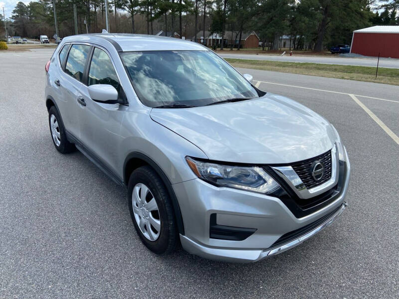 2018 Nissan Rogue for sale at Carprime Outlet LLC in Angier NC