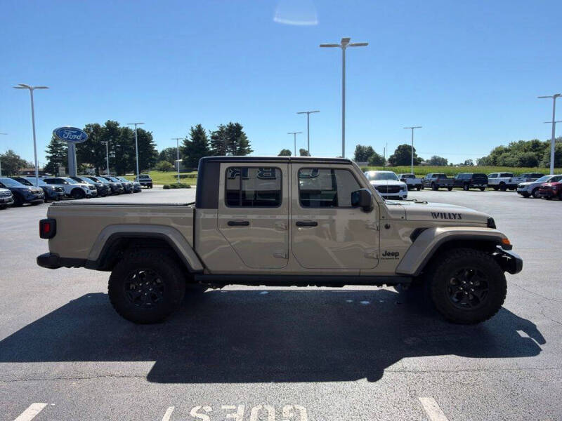 2022 Jeep Gladiator Willys