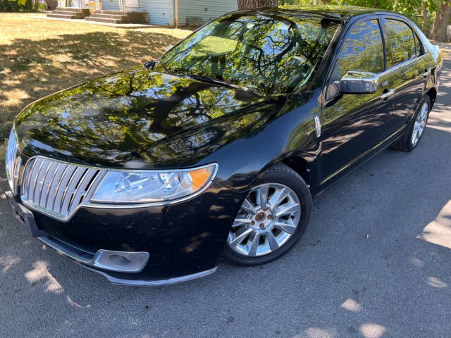 2012 Lincoln MKZ for sale at ZEEK MOTORS LLC in Columbus, OH