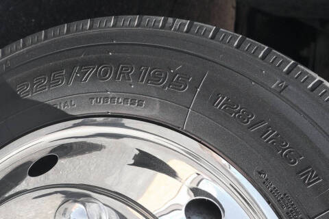 2015 Freightliner MT45 Chassis