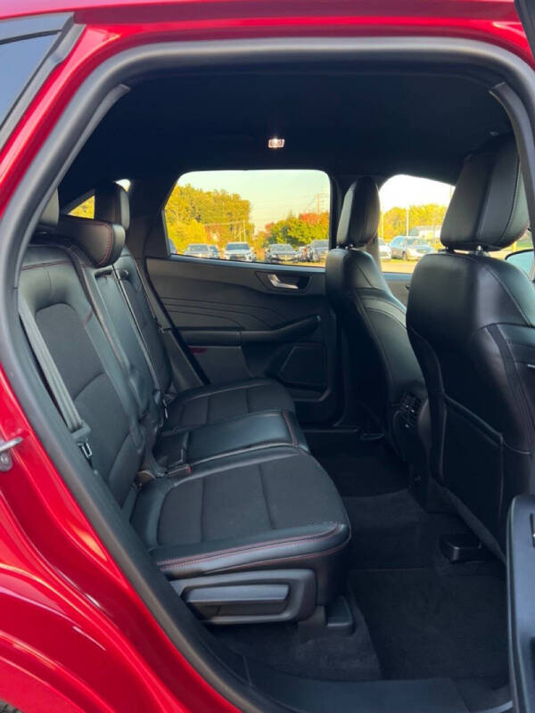 2023 Ford Escape ST-Line